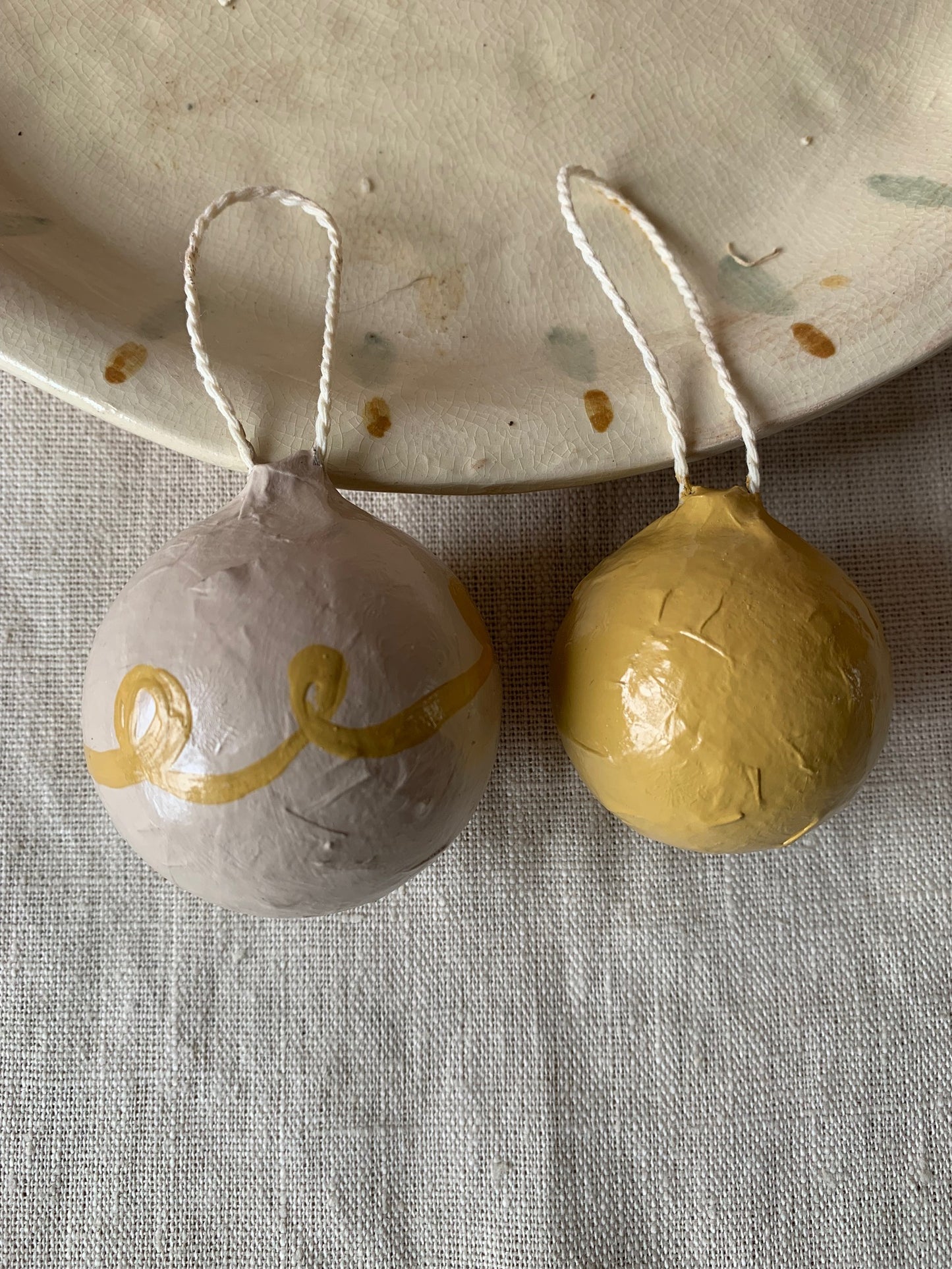 Paper mache Christmas bauble making